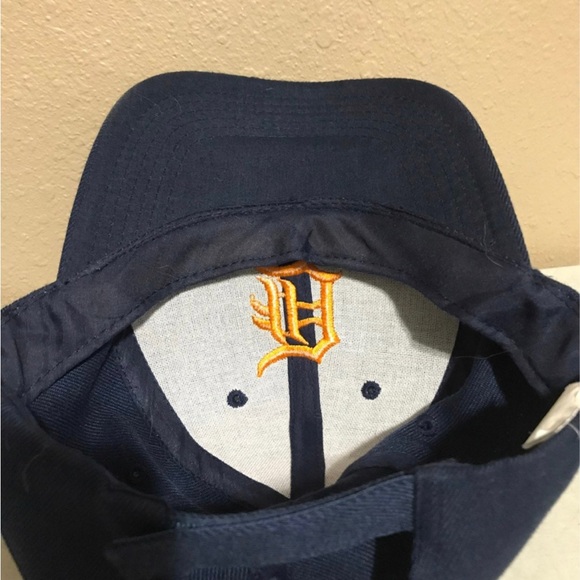 Detroit Tigers Wool Blend Blue MLB Strapback Hat Cap Initials EW - Picture 6 of 6